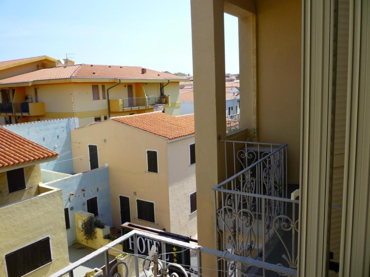 Hotel L'Ancora Santa Teresa Gallura Luaran gambar